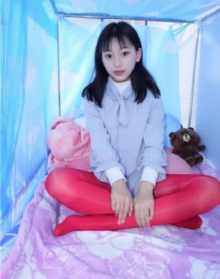可疑的美容院韩国_国产在线视频